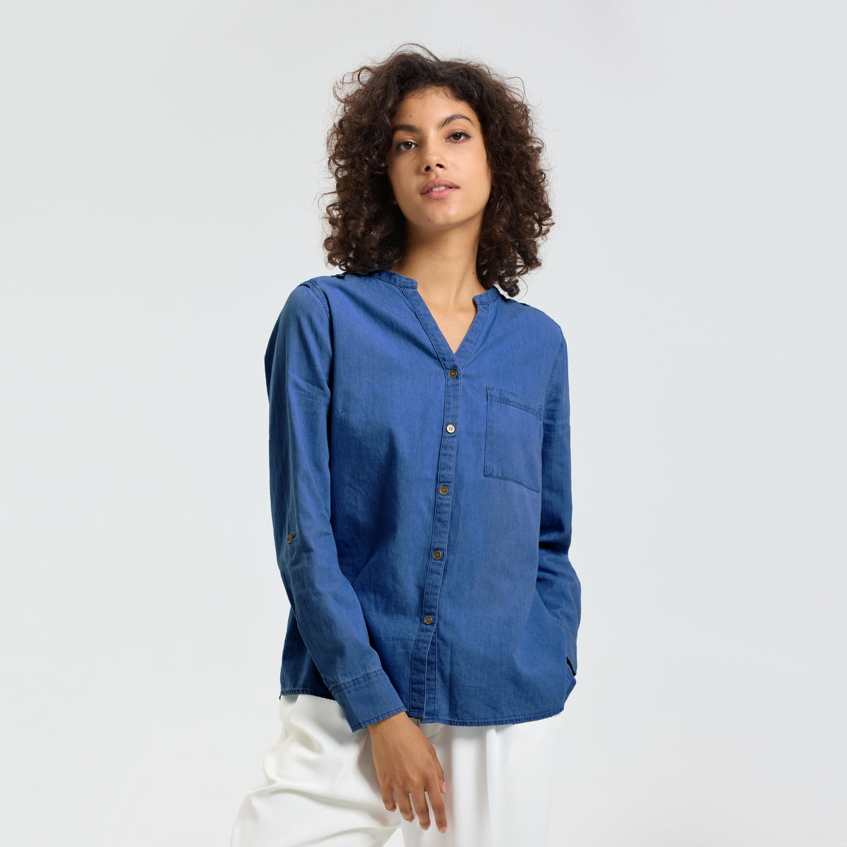 Half Plcket Embroidery Denim Shirt